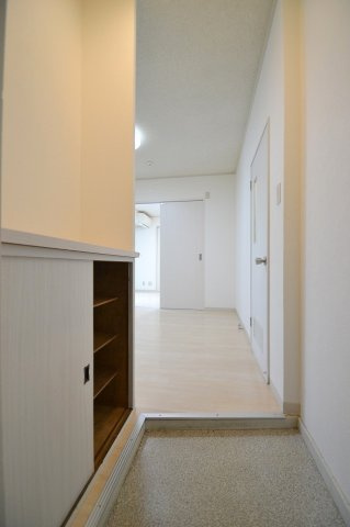 ウェルヒル住吉の玄関
