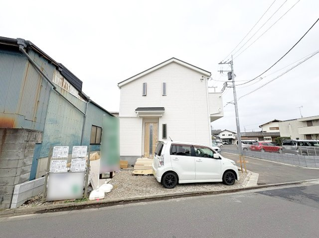 【外観】 | 西東京市住吉町1丁目　新築一戸建住宅　全4棟　(保谷店) | スーパーやコンビニ、ドラッグストアも徒歩10分圏内に揃います。
