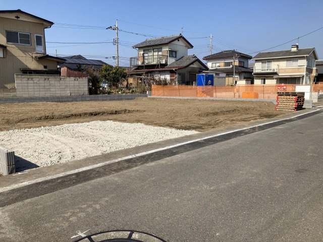 新築　みどり市大間々町大間々　Blooming　Garden　１号棟の前面道路含む現地写真|現地写真　東側接道幅員約4.9ｍ	