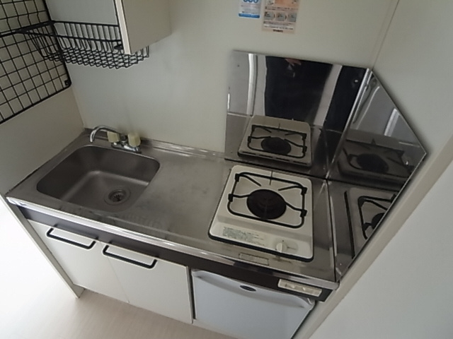 神戸市東灘区青木５丁目の賃貸マンションのキッチン|ガスキッチン