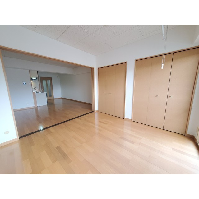 リバティエアコートの居間・リビング