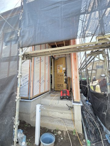 新築　みどり市大間々町大間々　Blooming　Garden　2号棟の玄関|現地写真　TVモニター付きドアホンでセキュリティも安心です！
