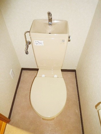 プティアルカンシェルのトイレ