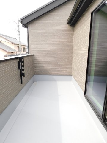 愛西市大井町浦田面の新築一戸建のバルコニー|◇バルコニー◇　　陽当り良好なワイドバルコニー♪