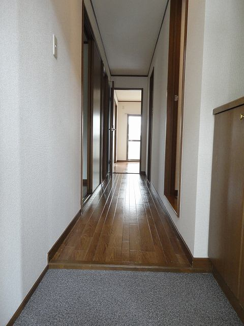 エントピア緑陽の玄関