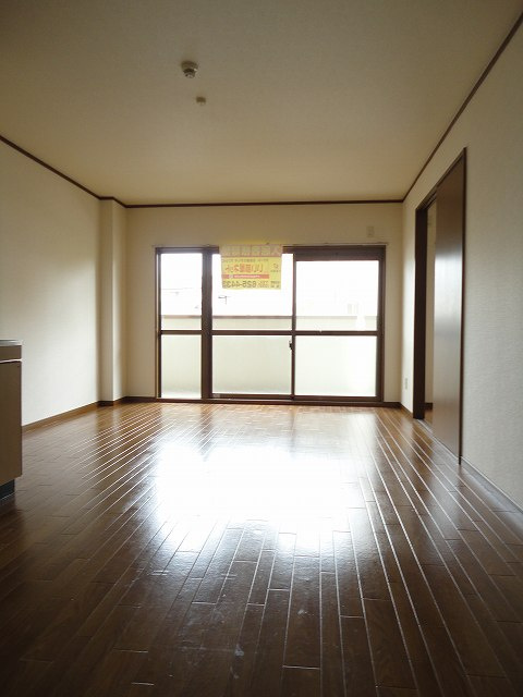 エントピア緑陽の居間・リビング