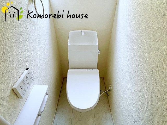 さいたま市西区内野本郷　新築一戸建て　リーブルガーデン　01のトイレ|コンパクトで使いやすいトイレです