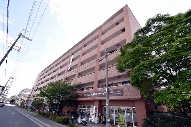 アプリーレ西宮武庫川の外観