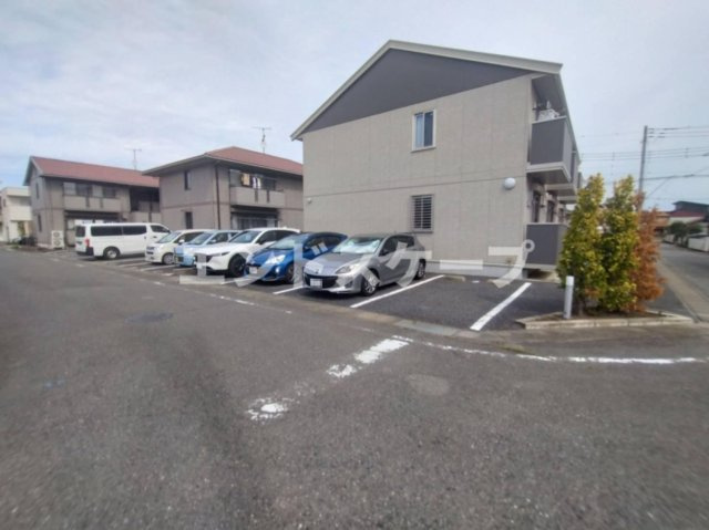 ダイアリーの駐車場|高崎、前橋のお部屋探しはエンドスケープまで！お客様の理想お聞かせ下さい♪