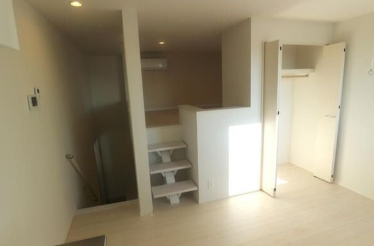 RIZEST　東大宮の居間・リビング