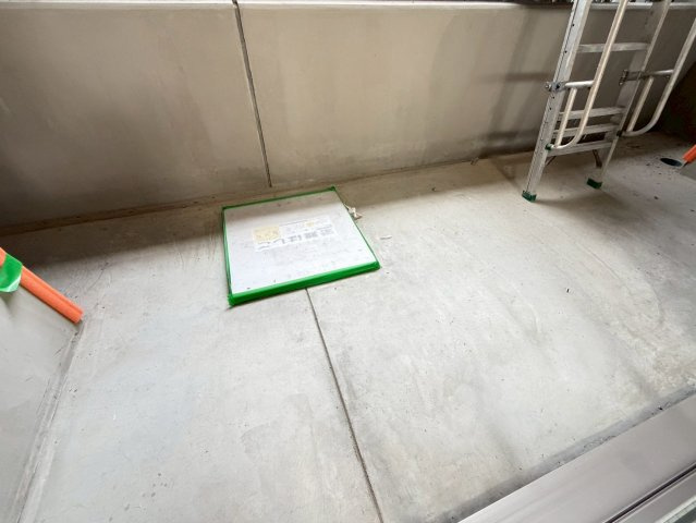 Draw上本町のバルコニー