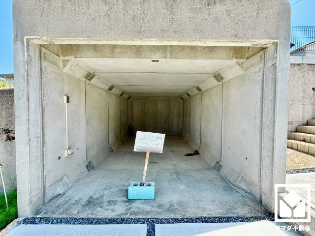 大津市南郷上山町　２２０号地の駐車場