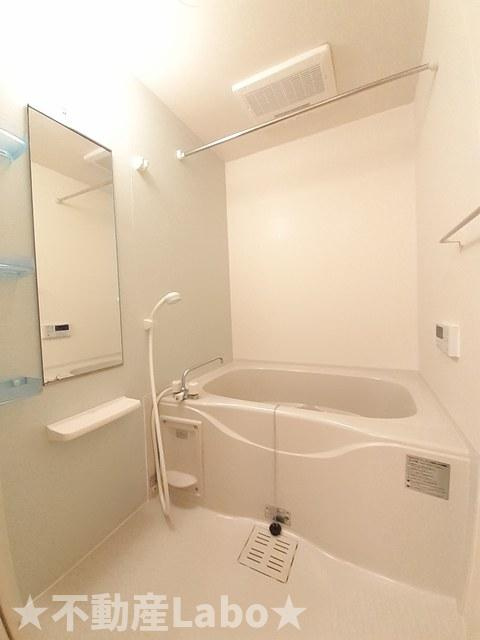 アルフォート藍住の浴室