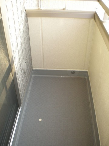 ラッキーヒルズのバルコニー