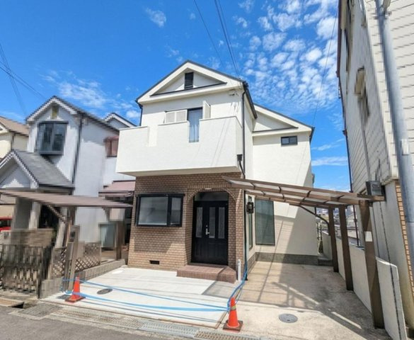 走谷1丁目　中古一戸建ての外観|新しい生活にいかがでしょうか？外観はお住まいの顔になります。こだわりたいポイントですね。外壁塗装や屋根塗装のご相談も承っております。
■現地内覧・資金計画相談・住宅ローン相談もお問合せ受付中■