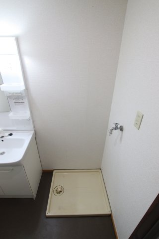 【その他共用部分】 | サンヒルズ千代田Ⅰ | 室内洗濯機置き場