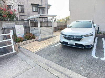 【駐車場】 | サウスエレガンス | 駐車場があります