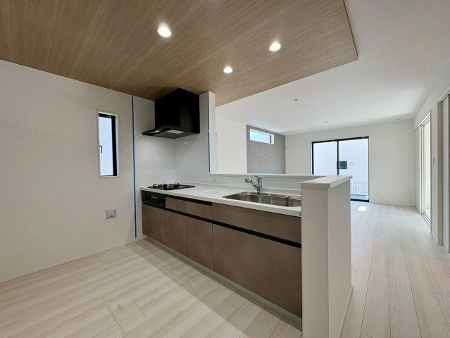 土佐市高岡町甲4期1号棟　新築建売