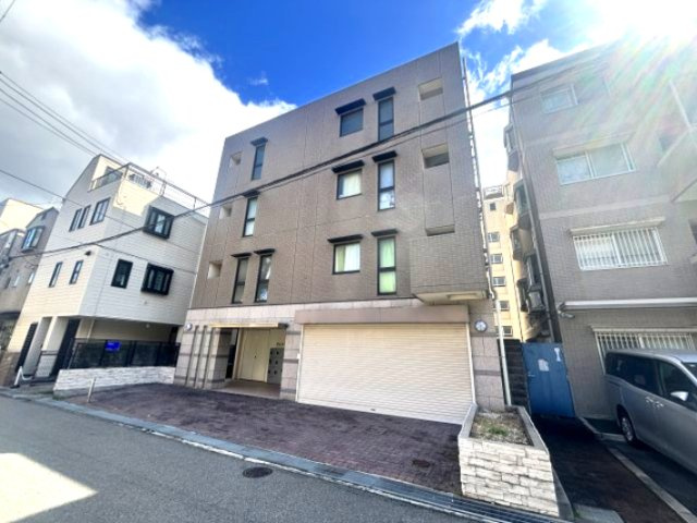 ジェヌイン本山