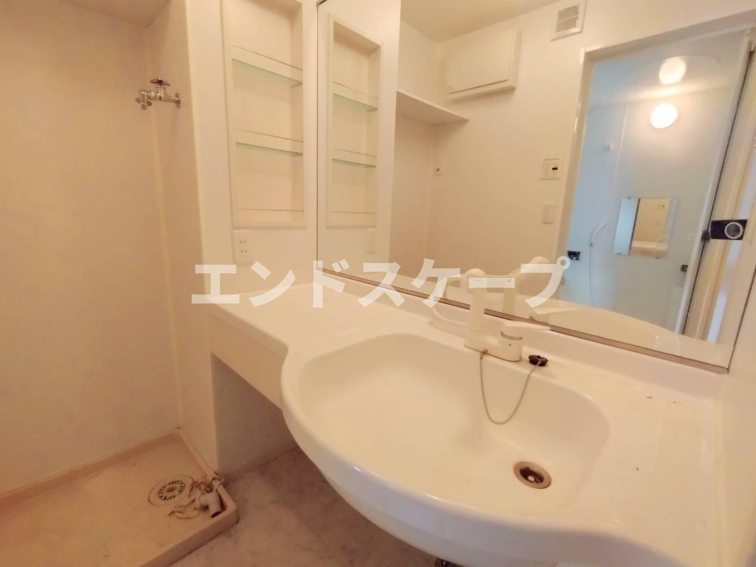 フォンテーヌの洗面所|高崎、前橋のお部屋探しはエンドスケープまで！お客様の理想お聞かせ下さい♪