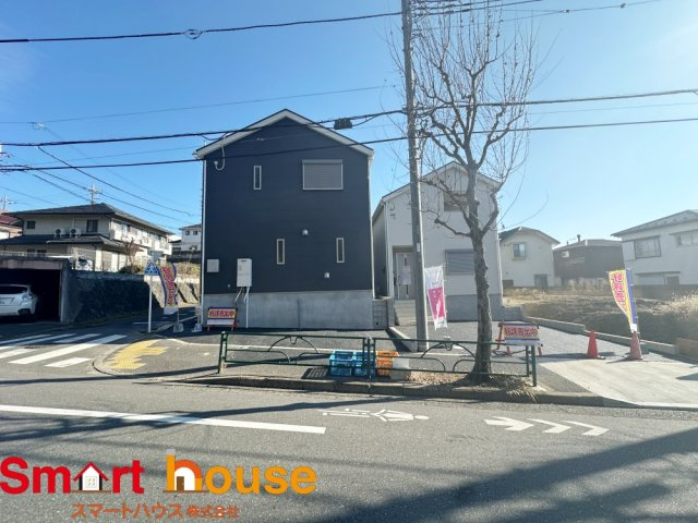 町田市鶴川　新築全2棟の前面道路含む現地写真|2号棟外観