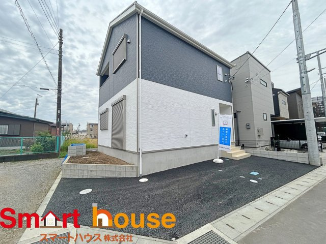 海老名市社家第16　新築2棟の前面道路含む現地写真