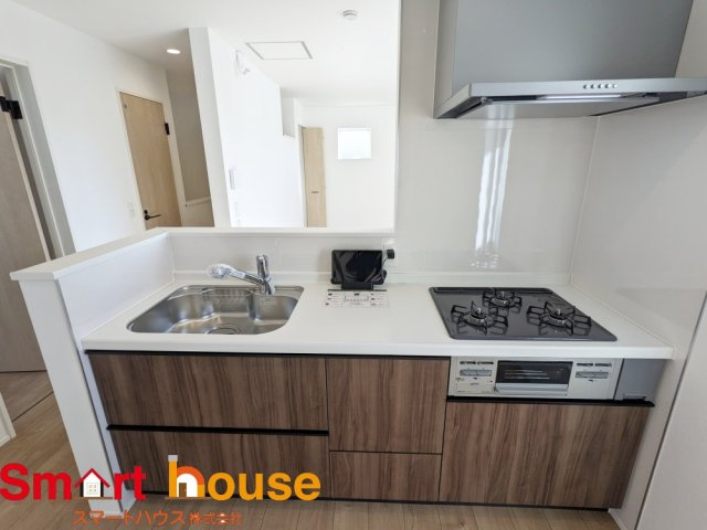 綾瀬市寺尾本町　建売変更　新築全4棟のキッチン|2号棟