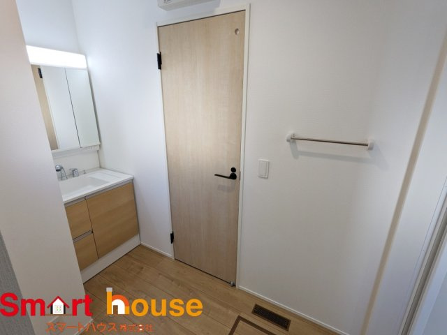 綾瀬市寺尾本町　建売変更　新築全4棟の独立洗面台|2号棟