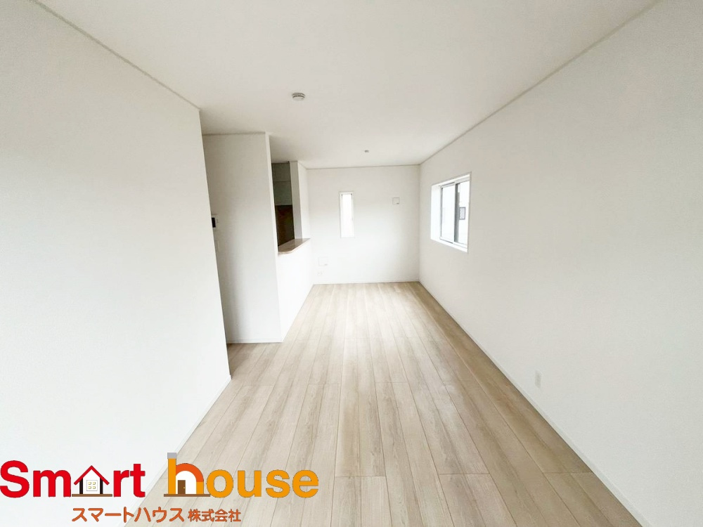 相模原市中央区田名第145　新築3棟！の居間・リビング