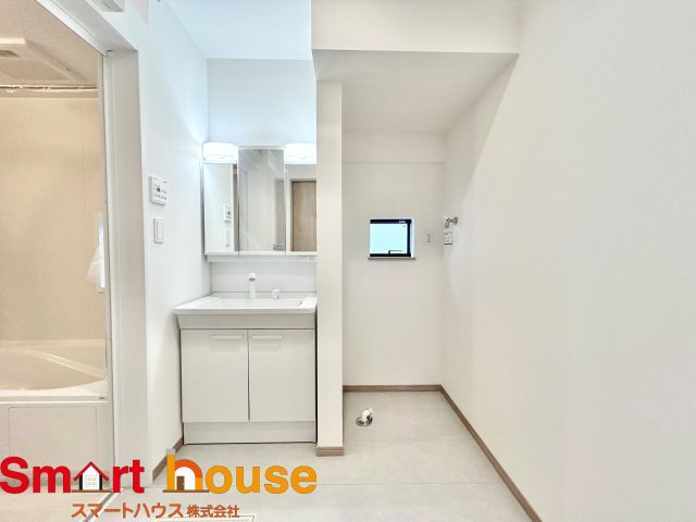 大和市福田　新築全4棟の独立洗面台