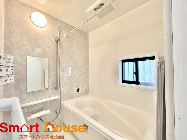 大和市福田　新築全4棟の浴室