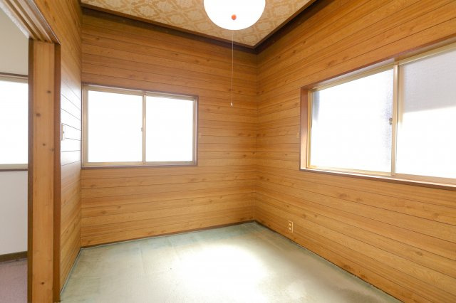 小池一時貸の洋室