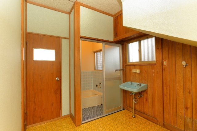 小池一時貸の洗面所