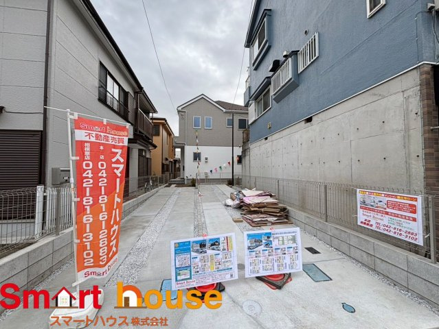 相模原市南区相武台　新築全6棟の外観|お住まいの前面道路が広いと駐車が楽になり、陽当たりも遮られないので明るく居心地の良いお家になります♪