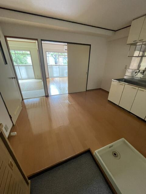 エミール三田の玄関