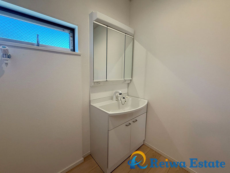 中古戸建　茅ヶ崎市柳島2丁目の独立洗面台