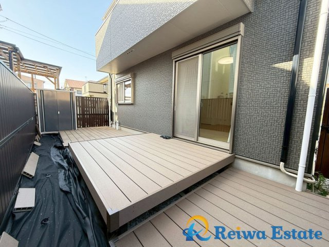中古戸建　茅ヶ崎市柳島2丁目のその他|お洗濯ものを干したりお子様の遊び場や家族が寛ぐセカンドリビングとして利用できるウッドデッキ♪