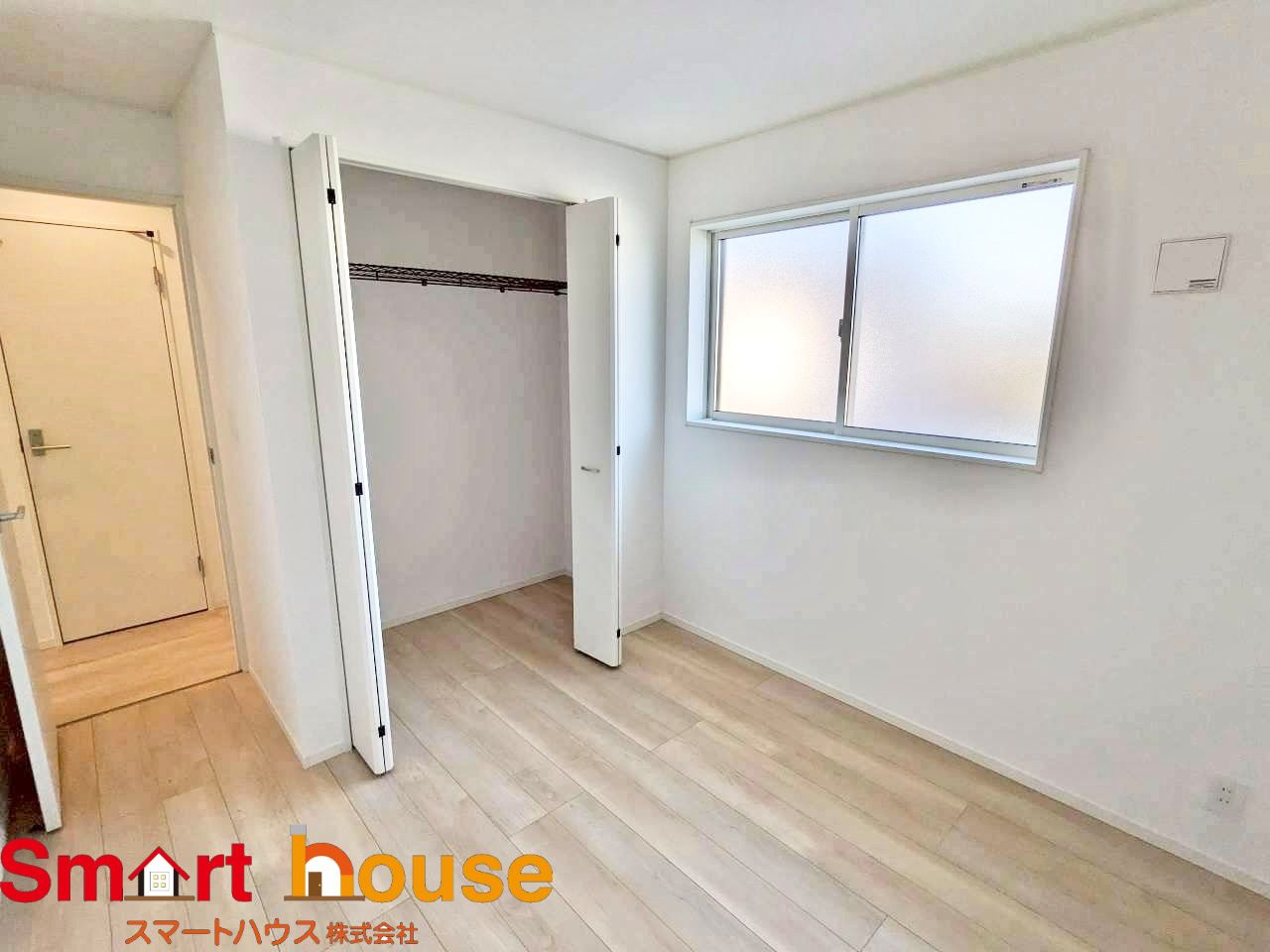 相模原市中央区田名第141　新築８棟の洋室|充分な広さと収納機能を備えた部屋はお子様の自発性と成長を促します。お子様の成長を支える、勉強や好きなことに没頭する学びの空間にいかがですか？