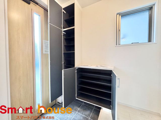 相模原市中央区宮下本町の玄関