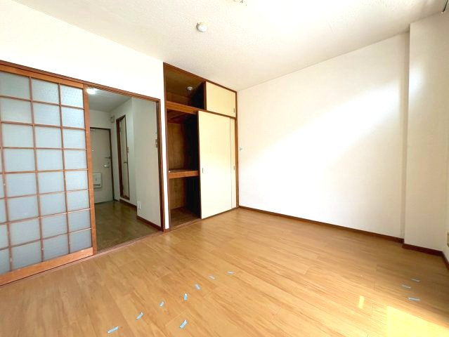 光ハイツ・杉本の居間・リビング