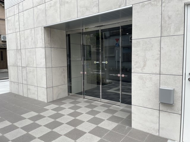 GENOVIA南千住Ⅵskygardenのエントランス