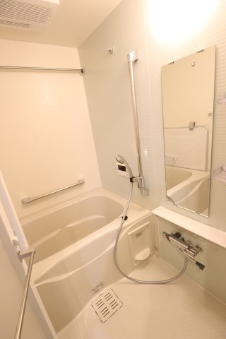 GENOVIA南千住Ⅵskygardenの浴室