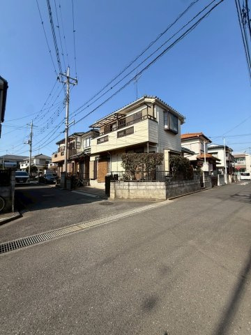 【建築条件付売地】ふじみ野市築地の前面道路含む現地写真