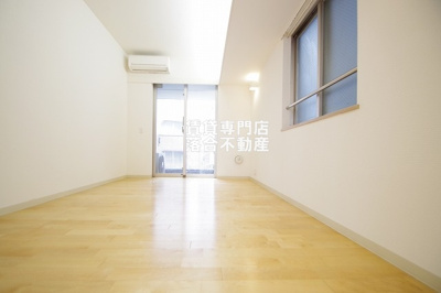 【寝室】 | ポ・ライト | 寝室にピッタリなお部屋