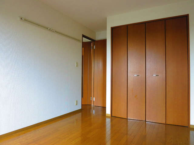 サンヴェール麻生の居間・リビング|居室3