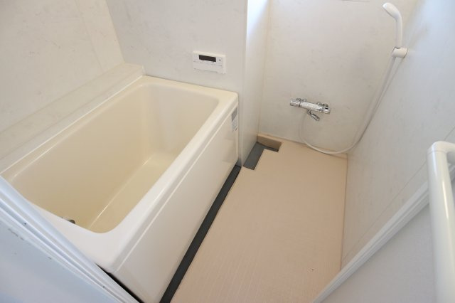 矢元台住宅の浴室