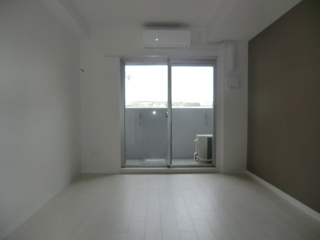 大阪市淀川区田川３丁目の賃貸マンションの居間・リビング