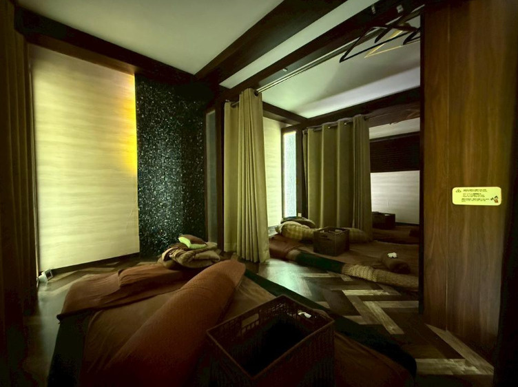 大阪市中央区難波４丁目の事務所の内装