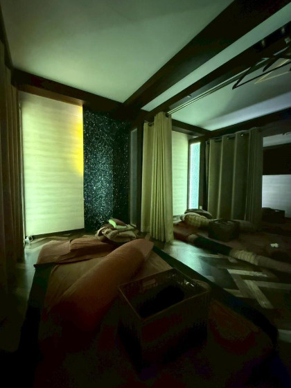 大阪市中央区難波４丁目の事務所の内装