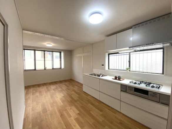 大阪市城東区中浜3丁目　戸建の居間・リビング